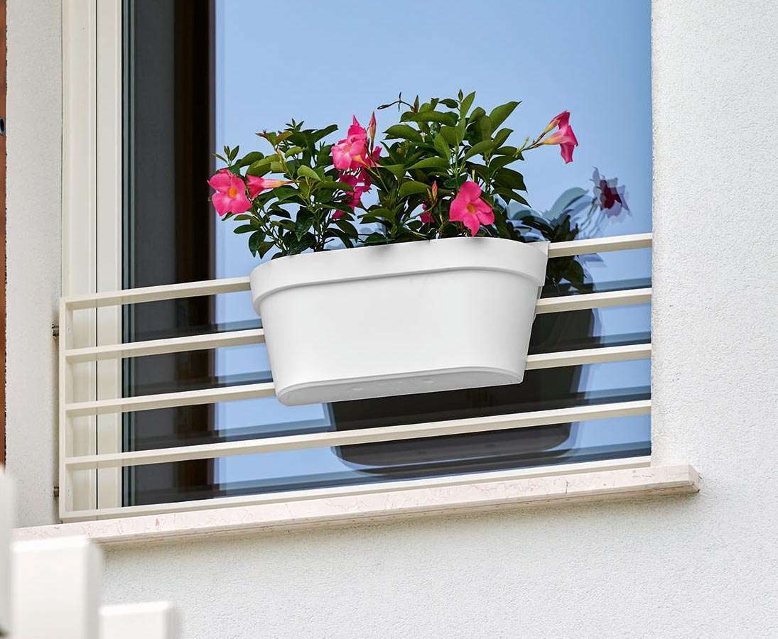 Blumentopf für Geländer 50cm weiß
